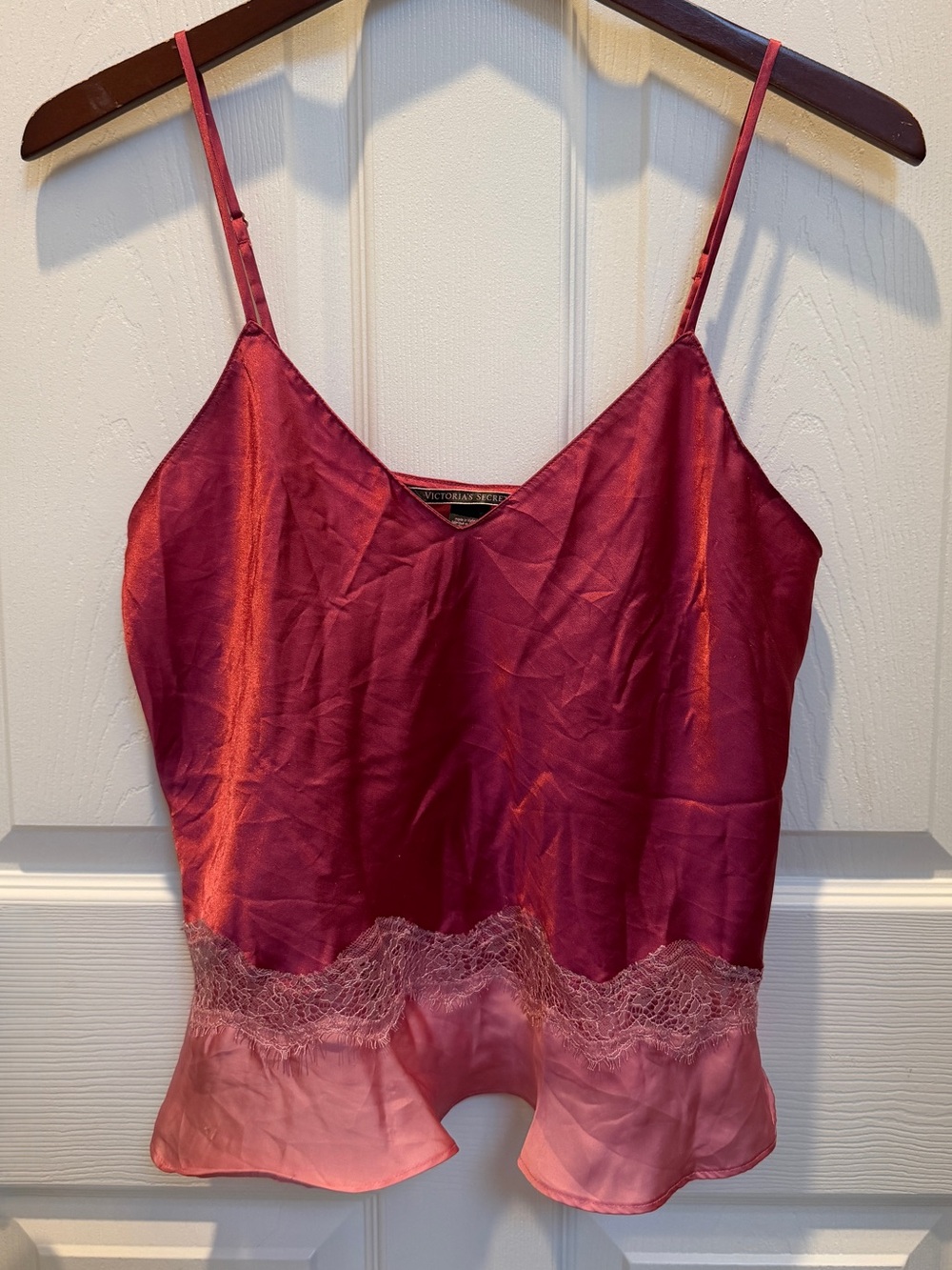 Victoria's Secret Pink Ombre Satin Lace Cami w/Adjustable straps Sz M